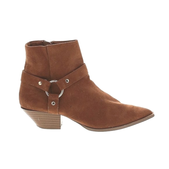 ASOS DESIGN Wide Fit Aidan harness western cowboy cowgirl boots in tan 6 - Picture 2 of 8